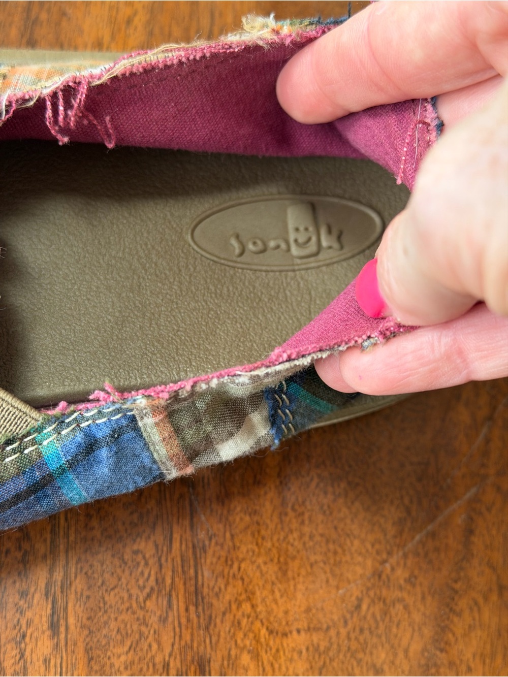 Sanuk Plaid Slip-On Canvas Shoes with “Black Dog” patches. - Picture 4 of 6